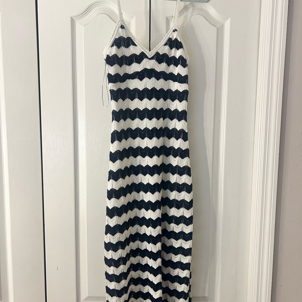 Hollister Black and White Maxi Dress